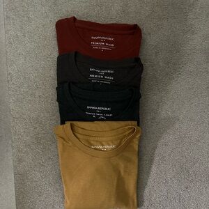 Banana Republic Men's Premium Wash T-Shirt - Mustard,Gray, Brown, Burnt Orange.